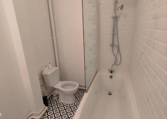 Les Genêts D'or * Saint-Jean-le-Thomas