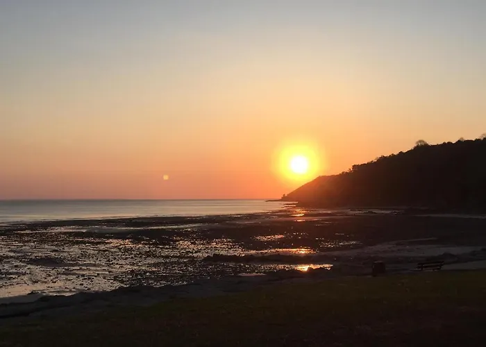 Holiday home Les Genets D'or